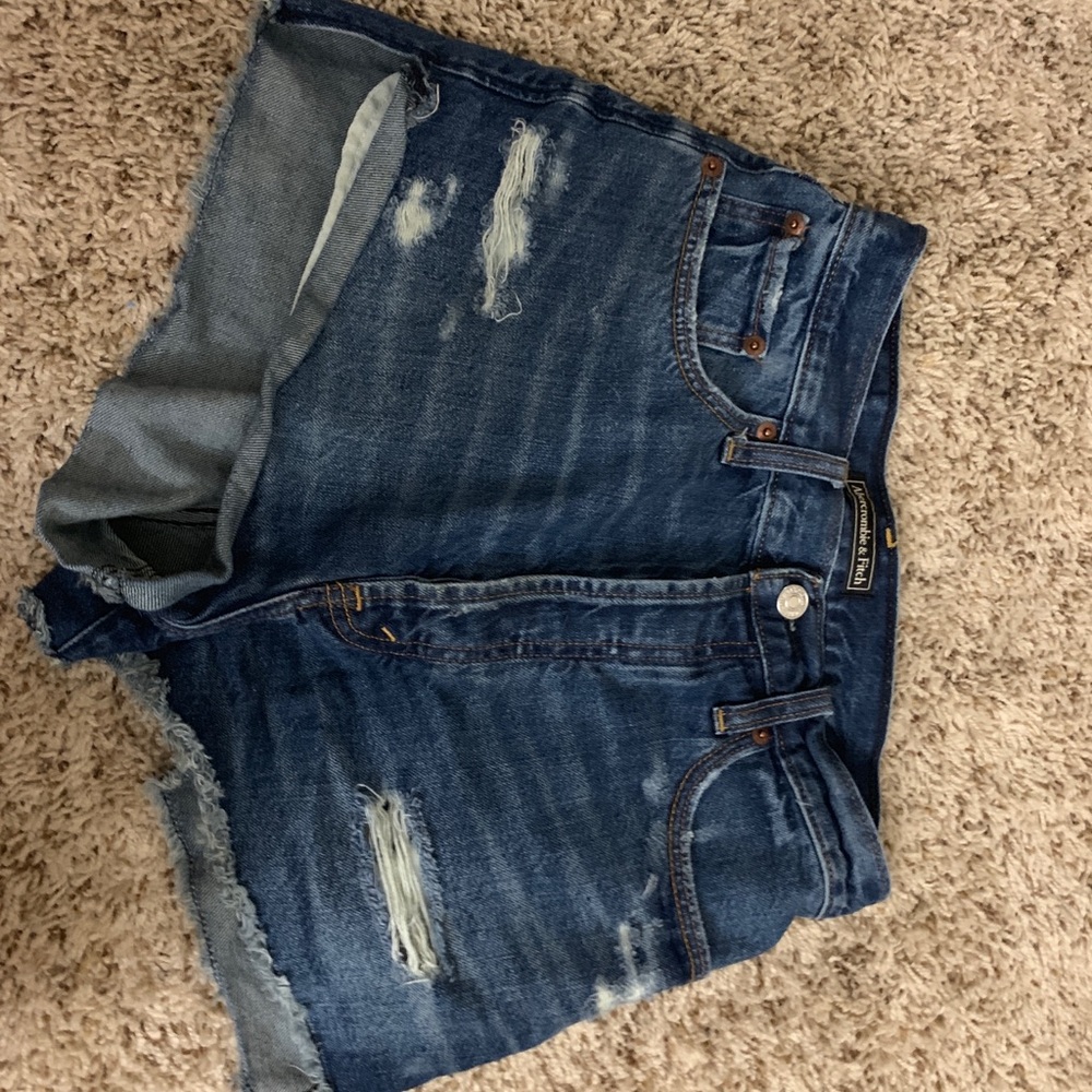dark wash abercrombie & fitch shorts